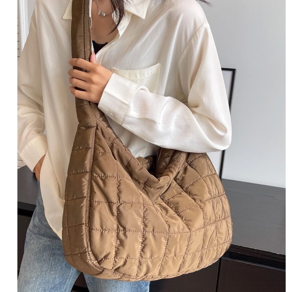 Luxe Quilted Puffer Messenger Shoulder Crossbody Travel Bag - Picture 3 of 8